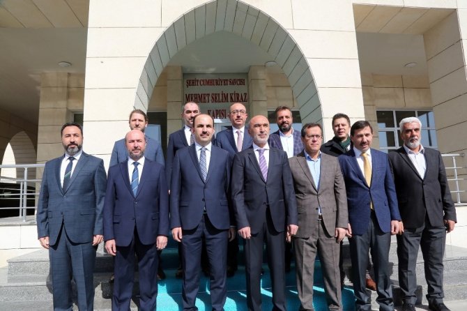 Başkan Altay ve ilçe belediye başkan adayları adaylık başvurusunu yaptı
