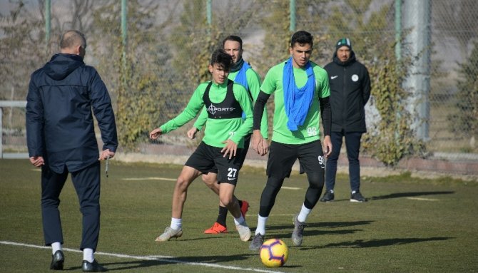 Atiker Konyaspor, Kayserispor maçı hazırlıklarına devam etti