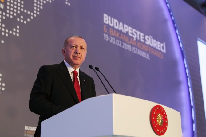 Cumhurbaşkanı Erdoğan: ”Yeni bir göç dalgası yaşanması halinde artık biz bunu tek başına göğüsleyemeyeceğiz”