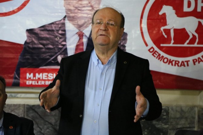 Mesut Özakcan; "İftira ile siyaset yapan kaybeder"