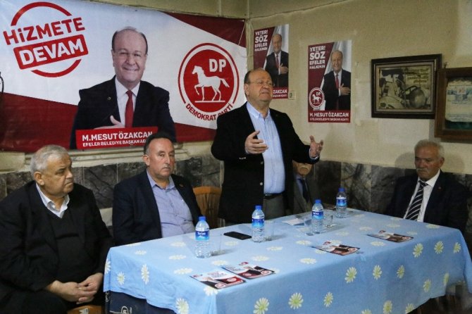 Mesut Özakcan; "İftira ile siyaset yapan kaybeder"