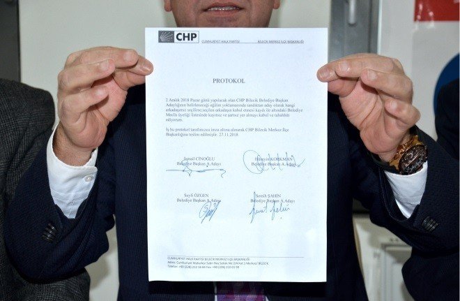 Bilecik’te CHP’nin adayı rakiplerini listeye yazmadı
