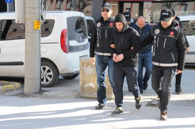 Eskişehir’de uyuşturucu operasyonu, 10 gözaltı