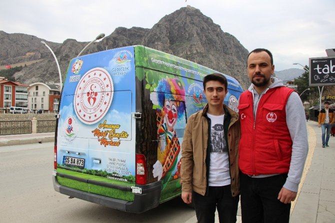 Mobil Gençlik Merkezi köy okullarındaki 2 bin öğrenciye ulaşacak