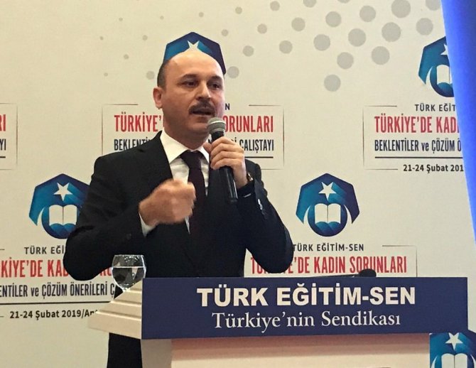 Türk Eğitim-Sen Genel Merkezi’nden ’Türkiye’de Kadın Sorunları, Beklentileri ve Çözüm Arayışları’ çalıştayı