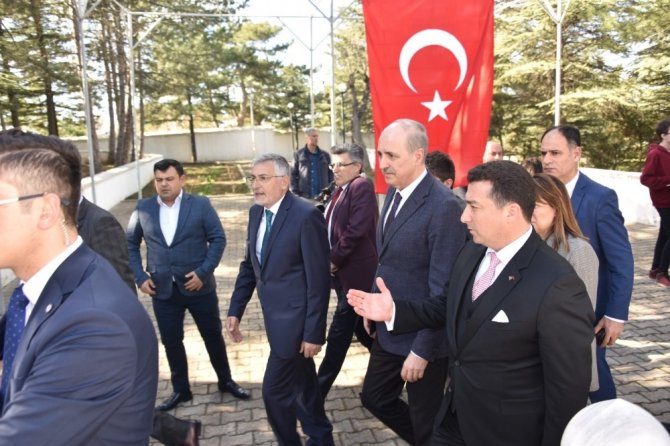 AK Parti Genel Başkan Vekili Kurtulmuş, İnönü Savaşları Bozüyük Şehitliği’ni ziyaret etti