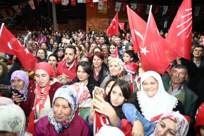 Başkan Çerçioğlu, Mersinbeleni Mahallesi’nde vatandaşlarla buluştu