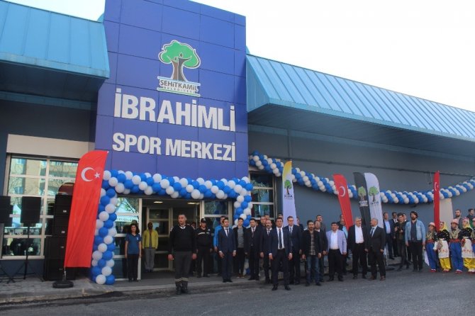 Şehitkamil İbrahimli Spor Merkezi’nin açılışı yapıldı