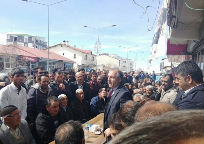 Yavlioğlu, Erzurum’da seçim çalışmalarını sürdürüyor