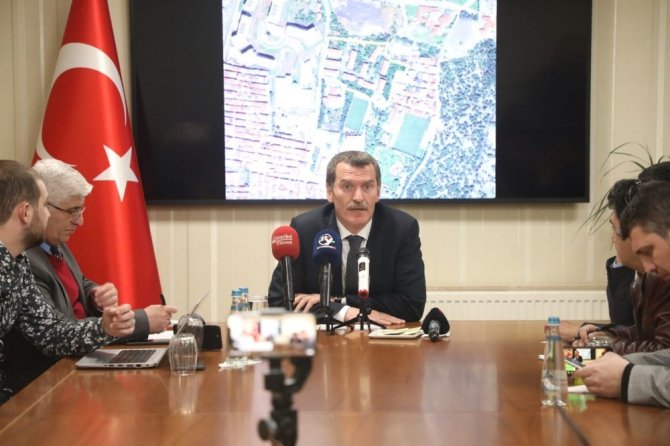 AK Parti Zeytinburnu Belediye Başkan Adayı Ömer Arısoy, "Çevre ve Şehircilik Bakanlığımız İETT Bloklarındaki emsali onayladı"