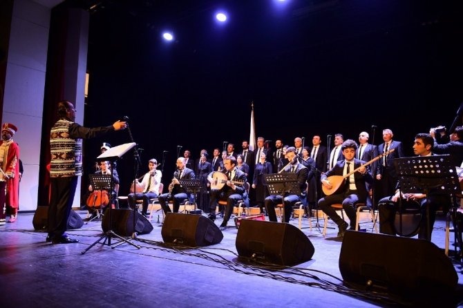 ‘Çanakkale Destanı’ konserinde duygusal anlar yaşandı