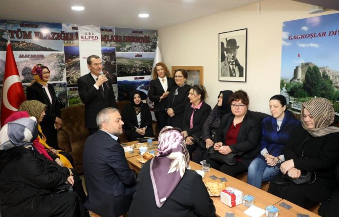 AK Parti Zeytinburnu Adayı Arısoy’a Cumhur İttifakı Gönüllülerinden tam destek