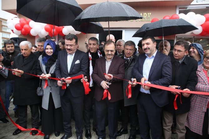 Atakum’da 3 proje hizmete açıldı