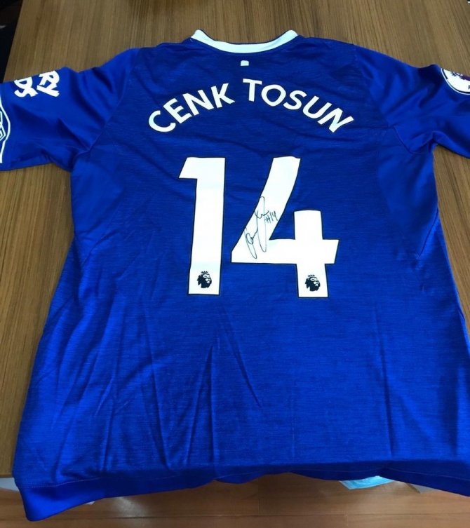 Cenk Tosun’dan Eskişehirspor’a destek