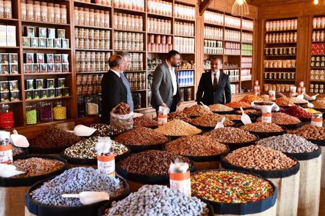 Ünlü kahve markasının Tunceli şubesi açıldı