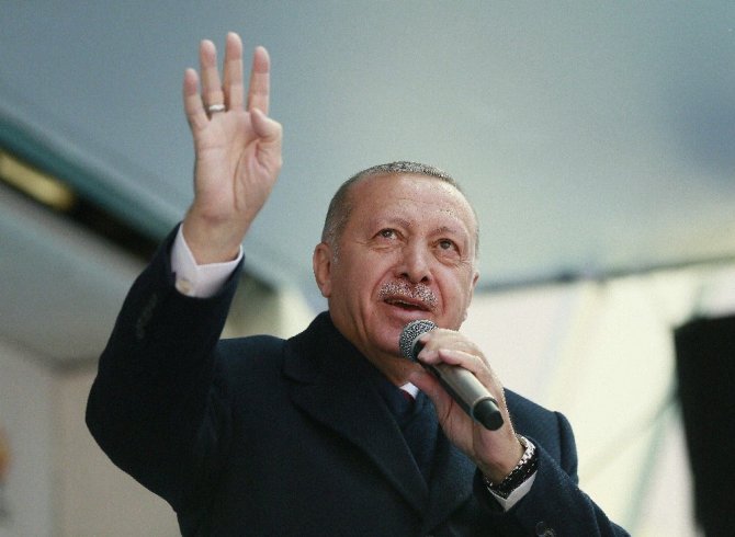 Cumhurbaşkanı Erdoğan: "CHP’nin adayına oy verdiğinizi sanacaksınız ama belediyeyi Kandil’in militanları yönetecek"