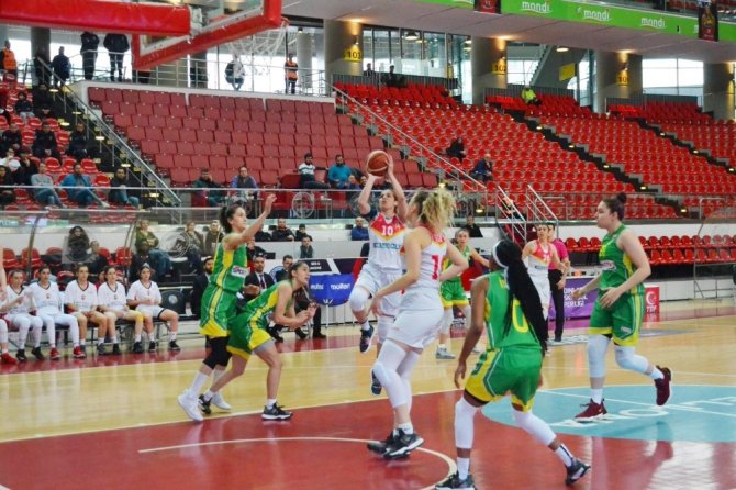 Kadınlar Basketbol Süper Ligi: Bellona Kayseri Basketbol: 80 - İstanbul Üniversitesi: 76