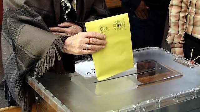 Bayburt’ta oy kullanma işlemi devam ediyor