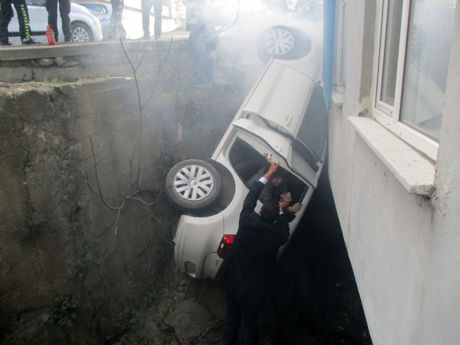 Cumhurbaşkanı Erdoğan’ın oy kullanacağı okulun yanında inanılmaz kaza
