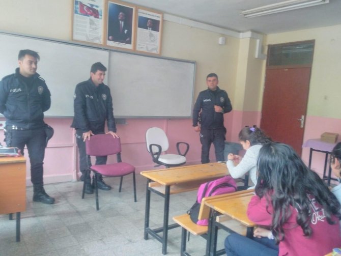 Tut’ta öğrencilere polislik mesleği tanıtıldı