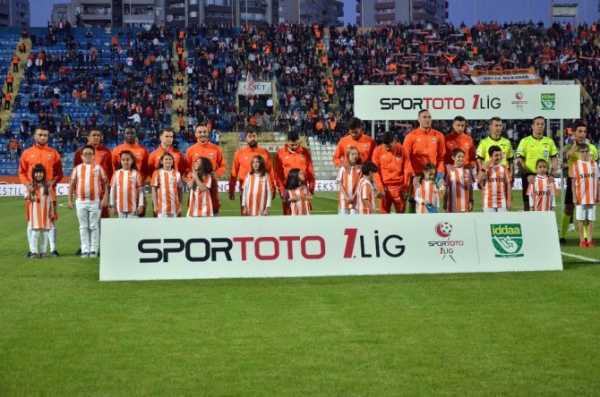 Spor Toto 1. Lig: Adanaspor: 0 - Adana Demirspor: 0 (İlk yarı sonucu)