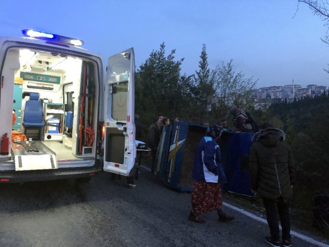 Zonguldak’ta pat pat devrildi: 2 yaralı