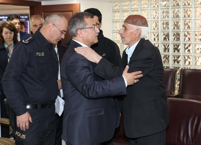 Emniyet Genel Müdürü Uzunkaya’dan Azez’de yaralanan polislere ziyaret