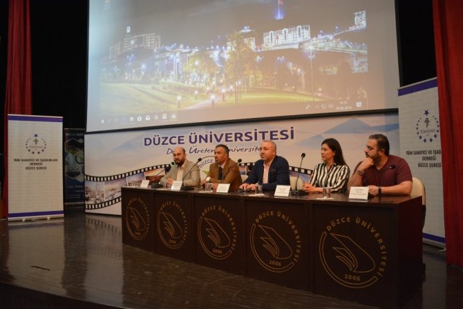 Düzce Üniversitesi’nde “Rekabette İnovasyon ve Dijital Pazarlama” konuşuldu