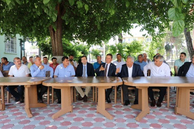 Adana’da pamuk üreticileri destek bekliyor