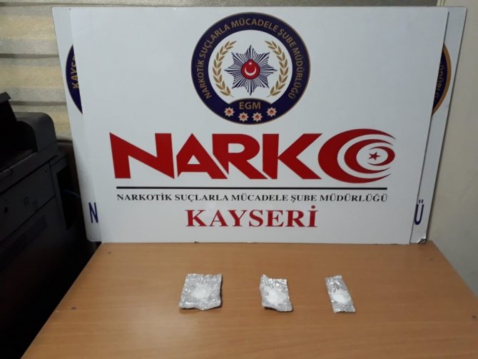 Kayseri’de uyuşturucu operasyonu: 2 Gözaltı
