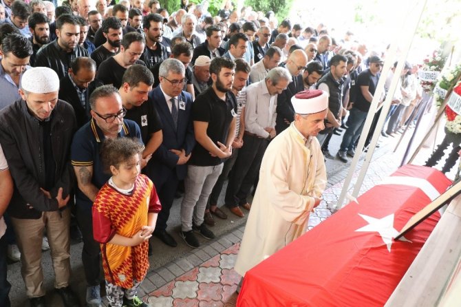 Antalya’da öldürülen arkeolog gözyaşları içinde defnedildi