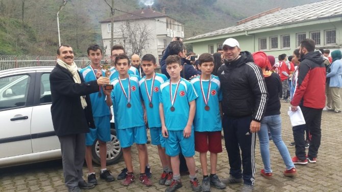 Köy okulundan Türkiye şampiyonasına