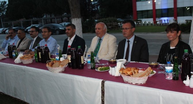 TARİŞ’ten Alaşehir’de iftar