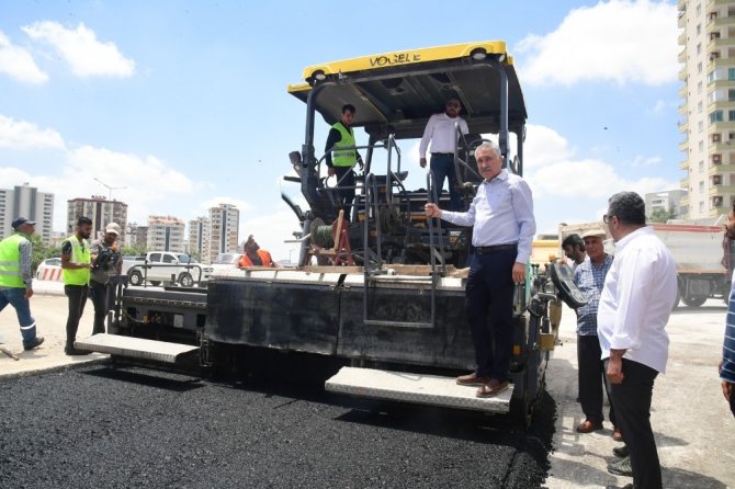Türkmenbaşı’nda asfalt kaplama, yapım ve yenileme çalışması