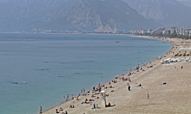 Antalya’da turizmde tüm zamanların Mayıs rekoru kırıldı