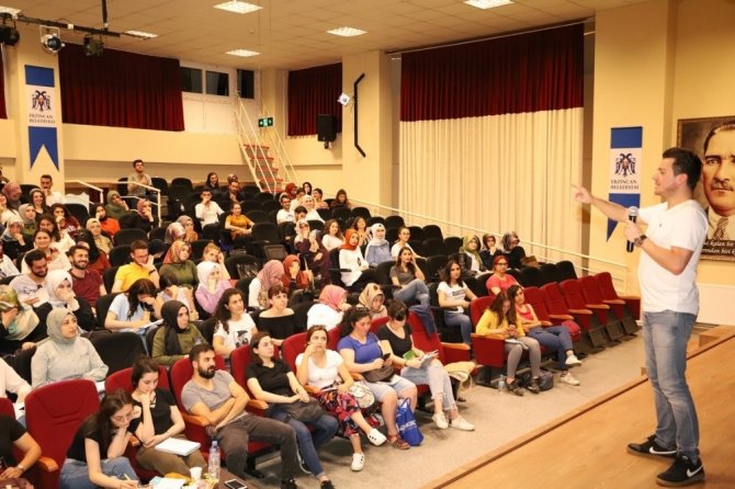 Erzincan Belediyesinden öğrencilere destek
