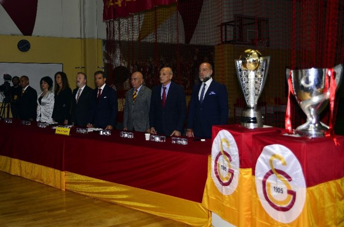 Galatasaray Kulübü haziran ayı divan toplantısı başladı