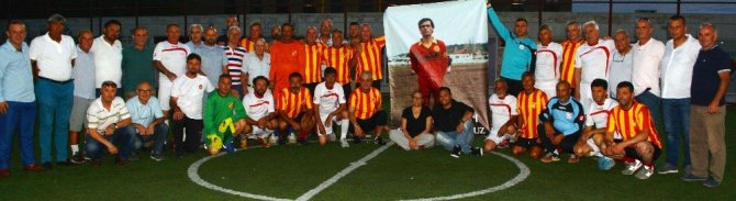 Ayvalık ve Küçükköy’ün efsanevi futbolcusu Ali İhsan Erbil unutulmadı