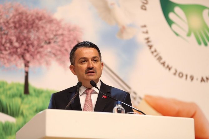 Bakan Pakdemirli: “Türkiye Çölleşme Risk Haritası hazırlandı”