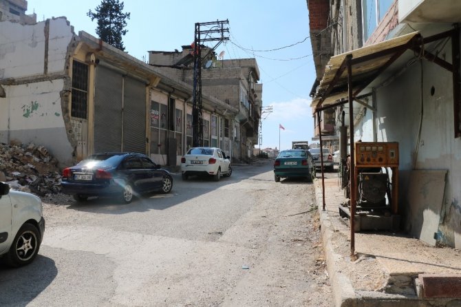 Gaziantep’te akrabaların bıçaklı kavgası kanlı bitti: 2 yaralı