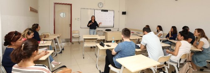 GAÜN Yabancı Diller Yüksekokulu’nda mesleki gelişim ve paylaşım günü