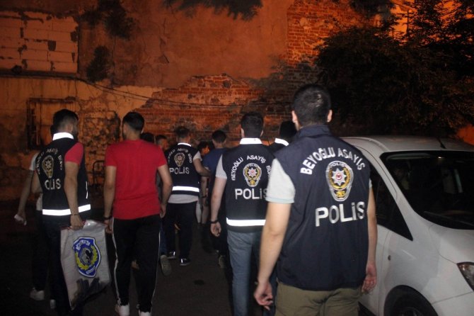 Beyoğlu’ndaki trafik magandaları yakalandı: 7 gözaltı