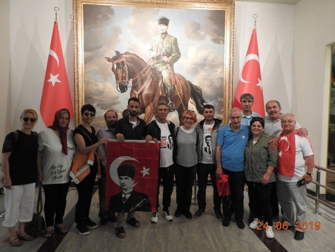 Dr. Sema Karaoğlu, "Anıtkabir’de 3. İmza Platformu-Kayseri Tuzla’da ilgiyle karşılandı"
