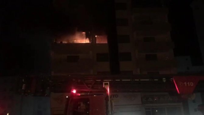 Diyarbakır’da yangın faciasını kamyon sürücüsünün kornası önledi