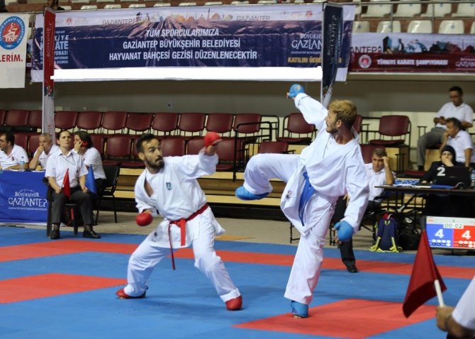 Karatenin gençleri Gaziantep’te buluşuyor