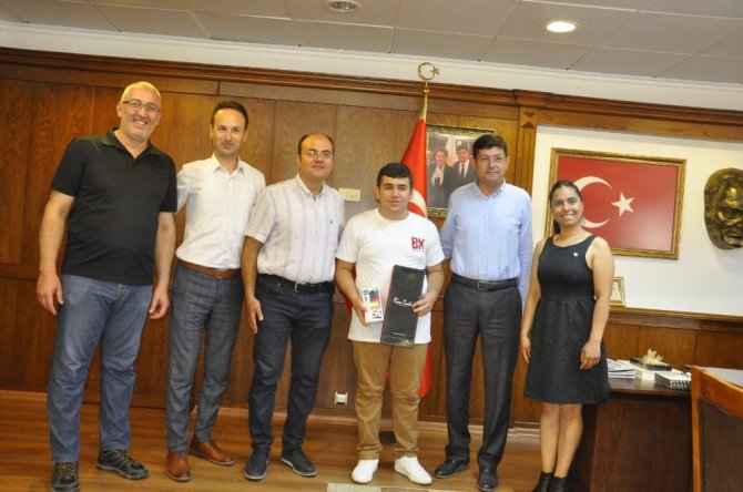 Türkiye 1.’sinden Başkan Özcan’a ziyaret