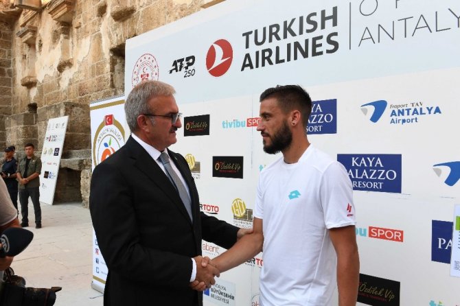 Antalya Open startı Aspendos’tan verildi