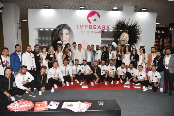 Eskişehir’i 2019 yeni saç modelleri şov ekipleri ile temsil ettiler