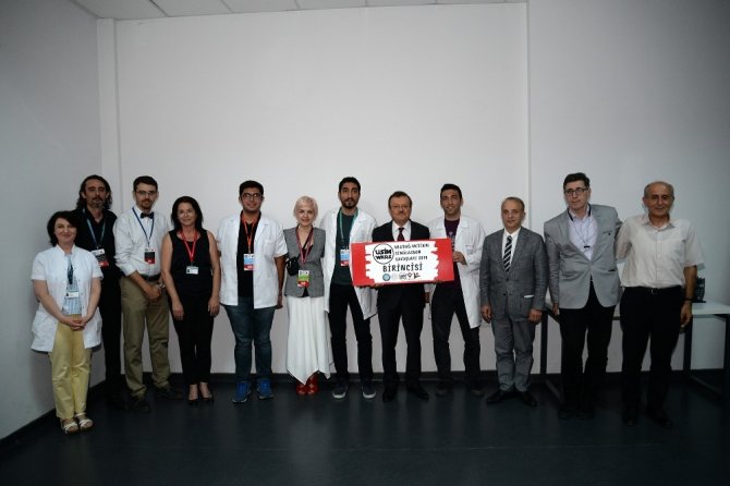 Türkiye’nin ilk medikal simülasyon yarışmasını BUÜ’lü doktor adayları kazandı