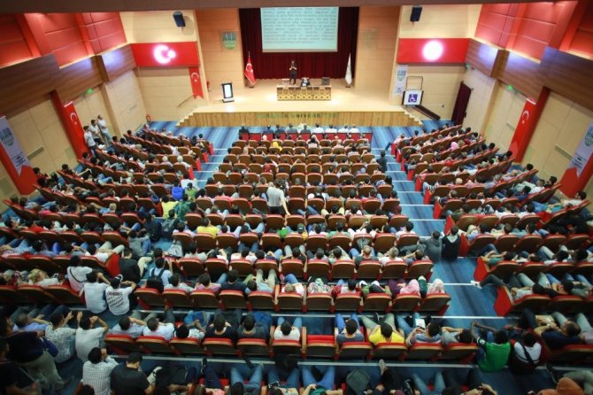 KBÜ’de “15 Temmuz Darbe Girişimi ve Türk Gençliği ” konferansı